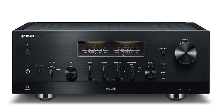 Усилитель Yamaha RN2000A, черный